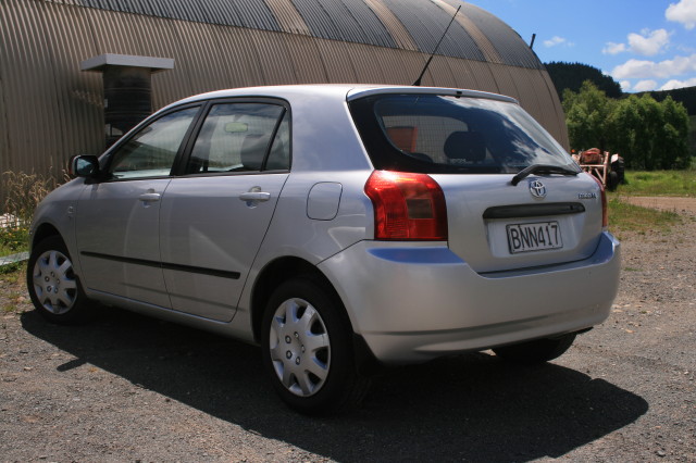 2003 toyota corolla hatchback review #7