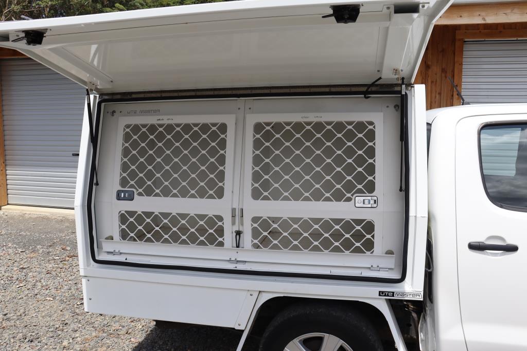 Toyota Hilux  2015 for sale in Auckland