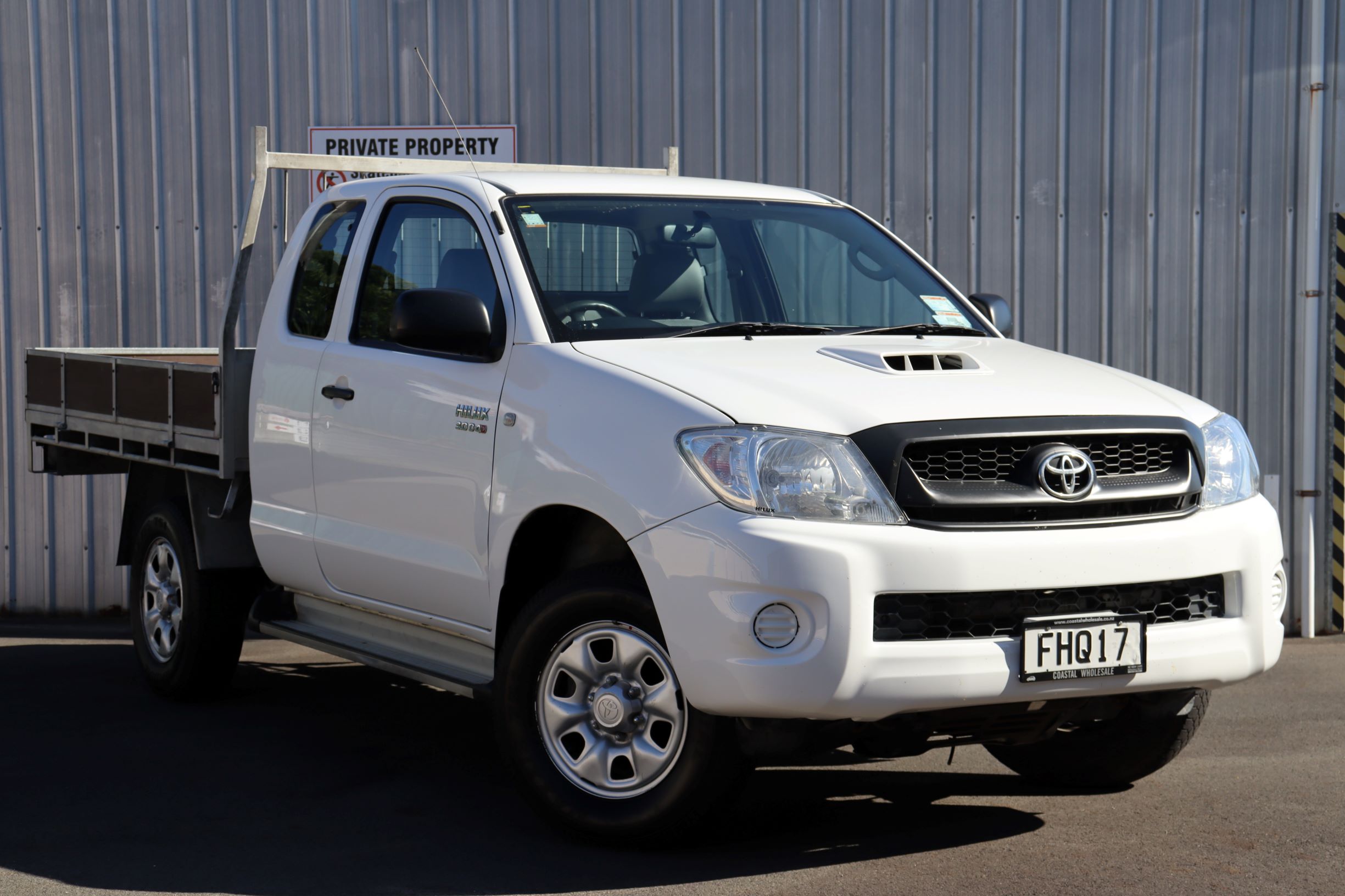 Toyota Hilux 4WD cab plus 2010 for sale in Auckland