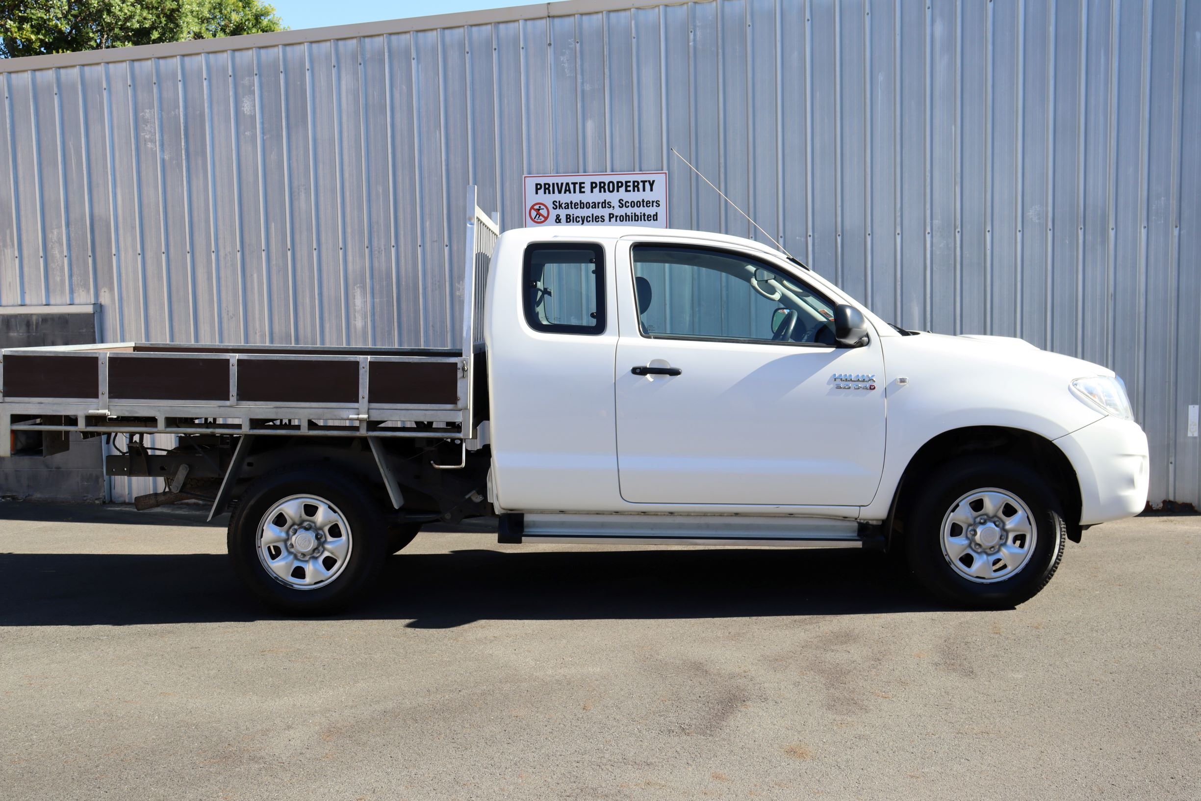 Toyota Hilux 4WD cab plus 2010 for sale in Auckland