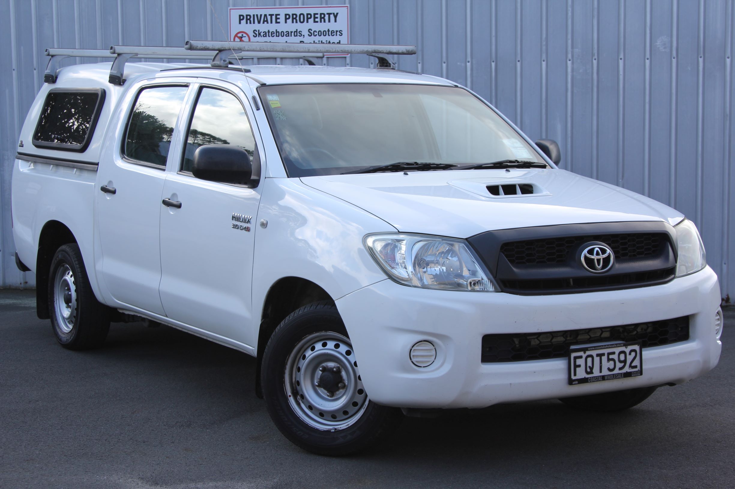 Toyota Hilux 2WD with canopy 2010 for sale in Auckland