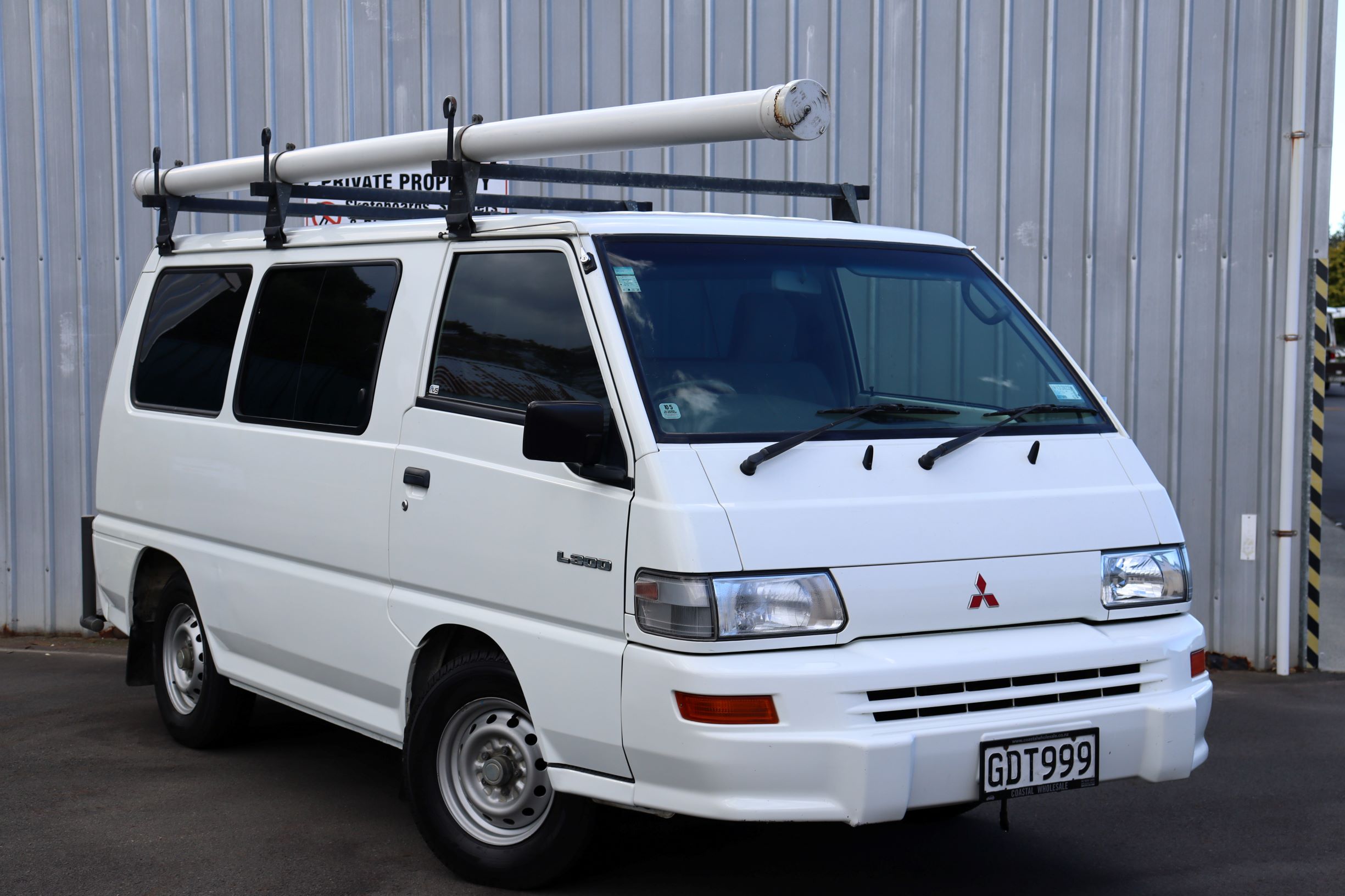 Mitsubishi L300 2011 for sale in Auckland