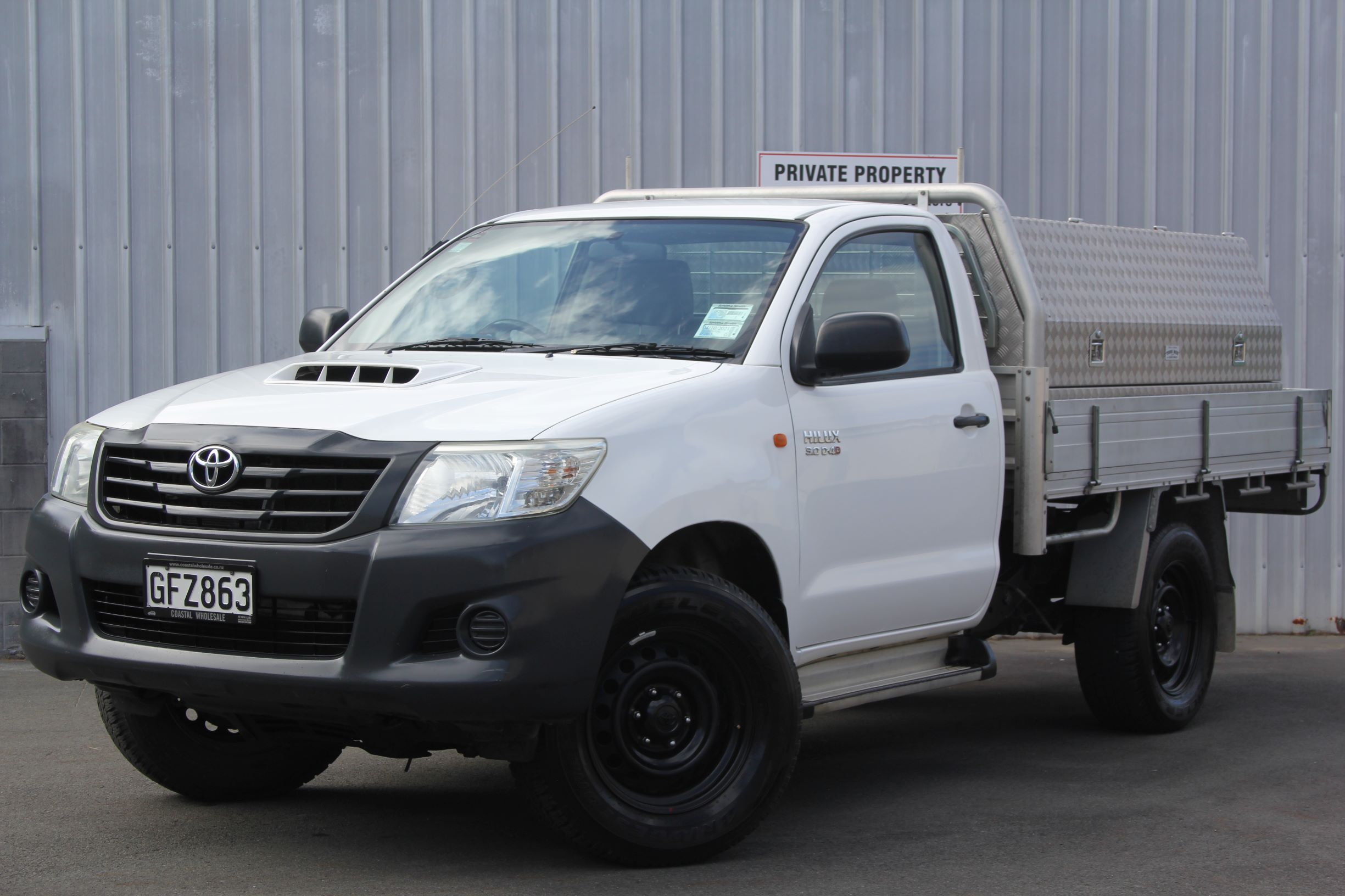 Toyota Hilux 4WD manual 2012 for sale in Auckland