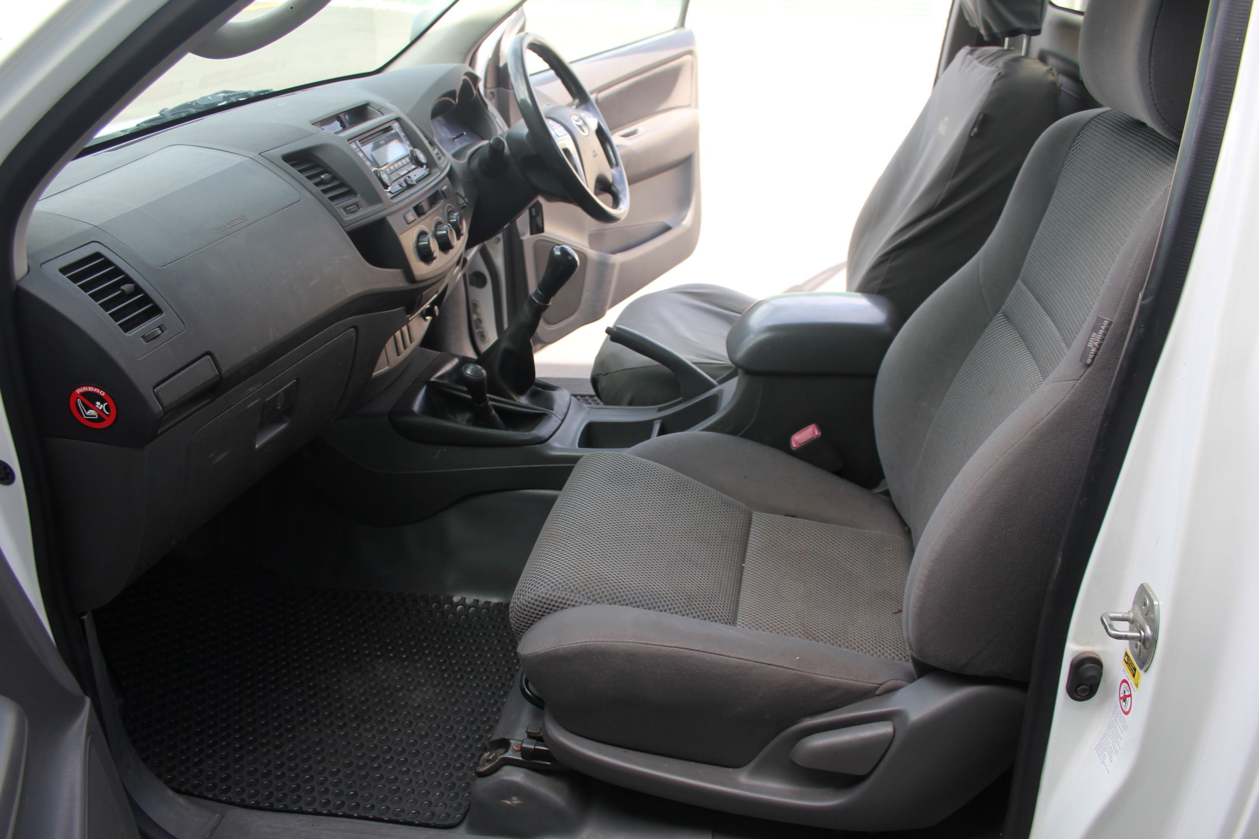 Toyota Hilux 4WD manual 2012 for sale in Auckland