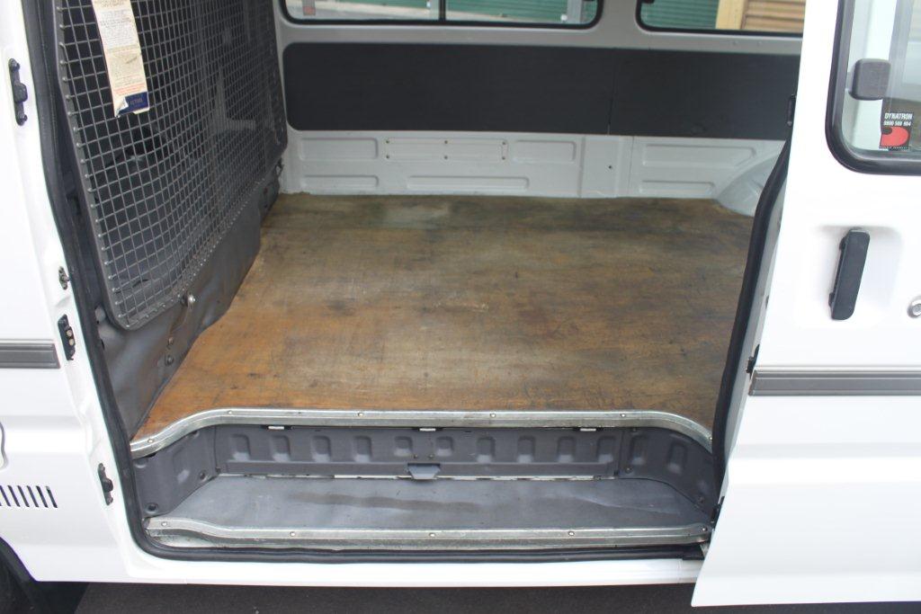 Mazda E2000 2006 for sale in Auckland