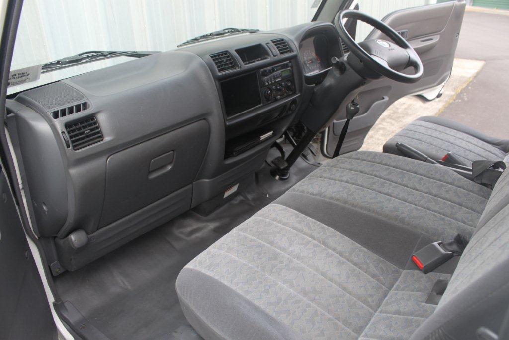 Mazda E2000 2006 for sale in Auckland