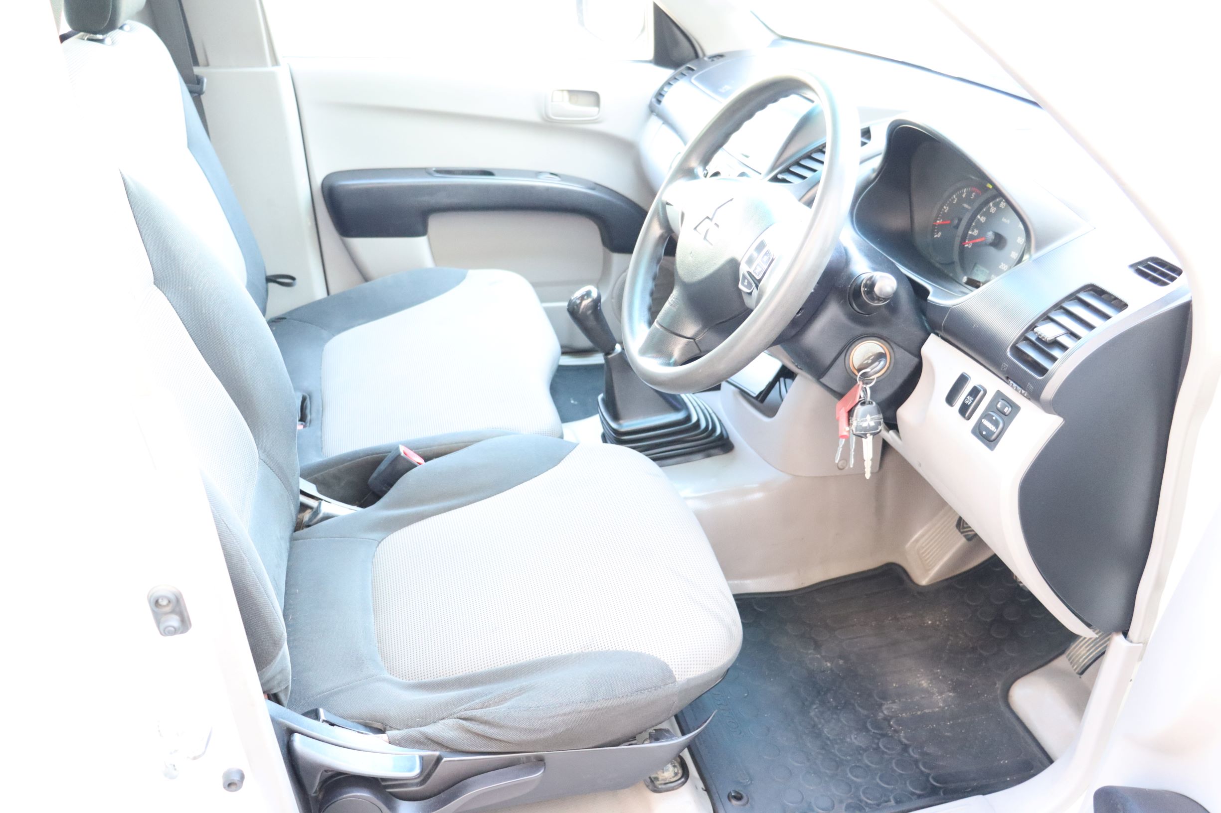 Mitsubishi Triton taillift 2012 for sale in Auckland