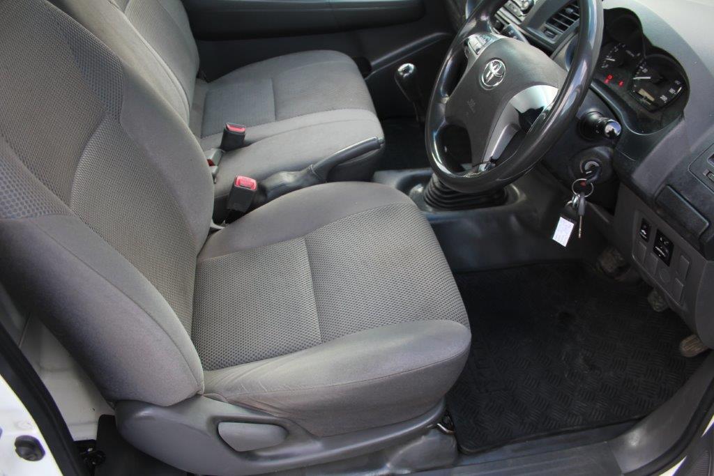 Toyota HILUX 2012 for sale in Auckland