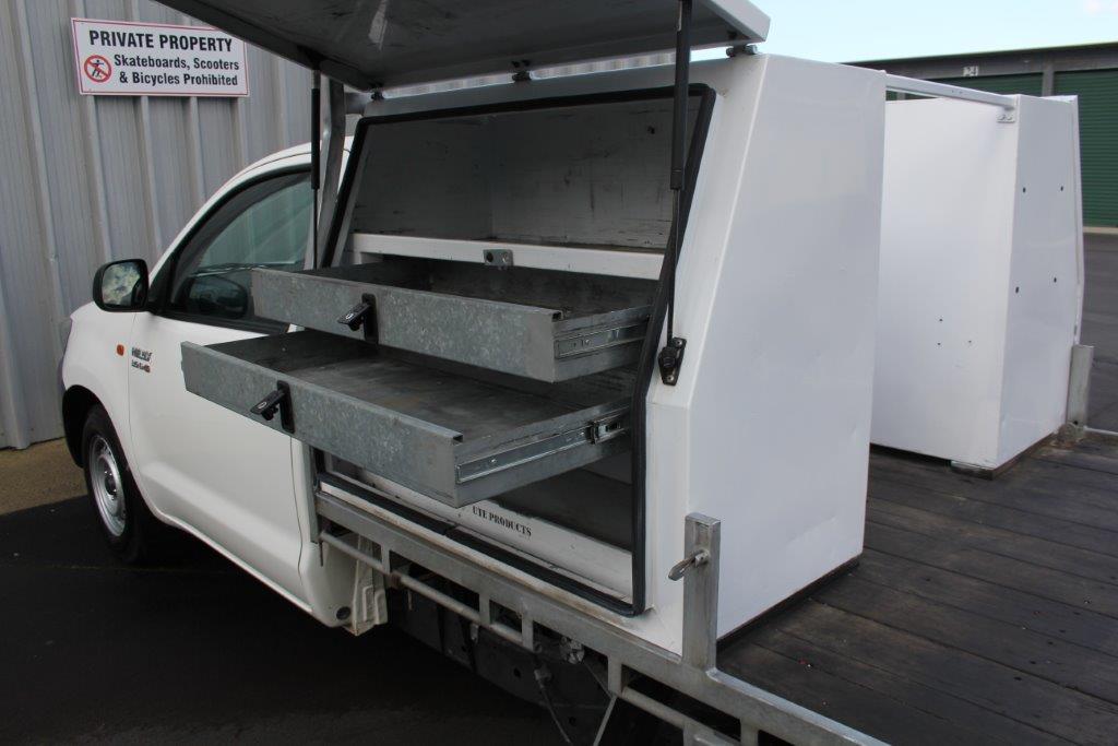 Toyota HILUX 2012 for sale in Auckland