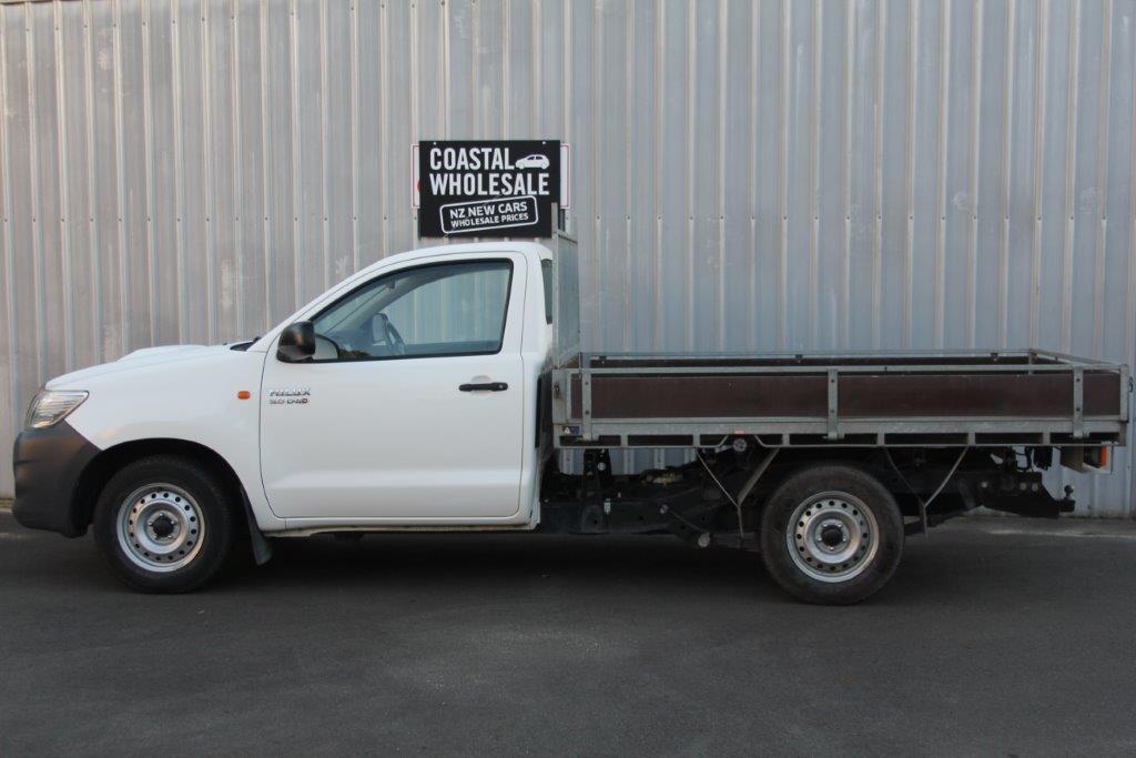 Toyota Hilux 2WD SINGLE CAB FLATDECK 2012 for sale in Auckland