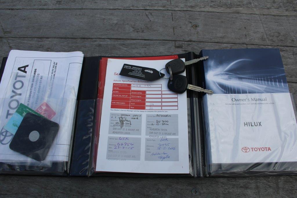 Toyota HILUX FLATDECK 2013 for sale in Auckland