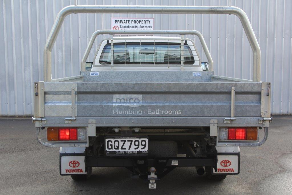 Toyota HILUX FLATDECK 2013 for sale in Auckland