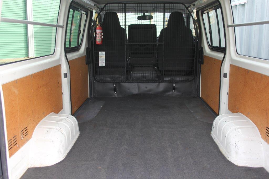 Toyota Hiace ZL DIESEL 2013 for sale in Auckland