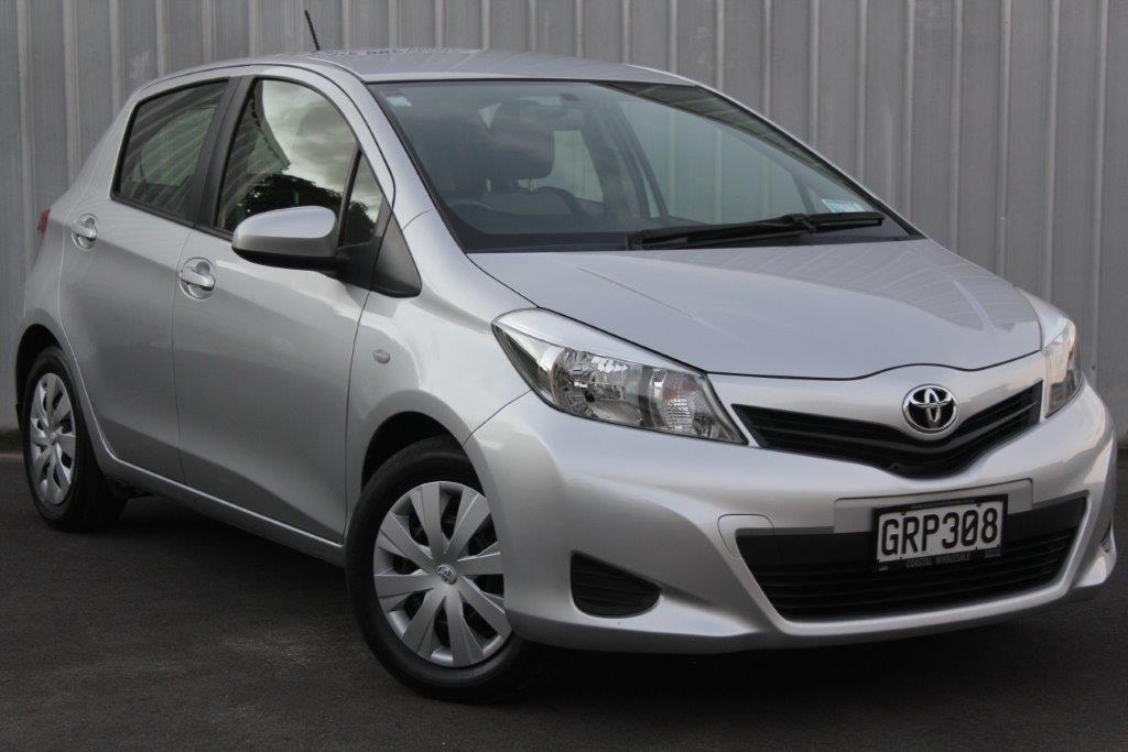 Toyota YARIS YR 2013 for sale in Auckland