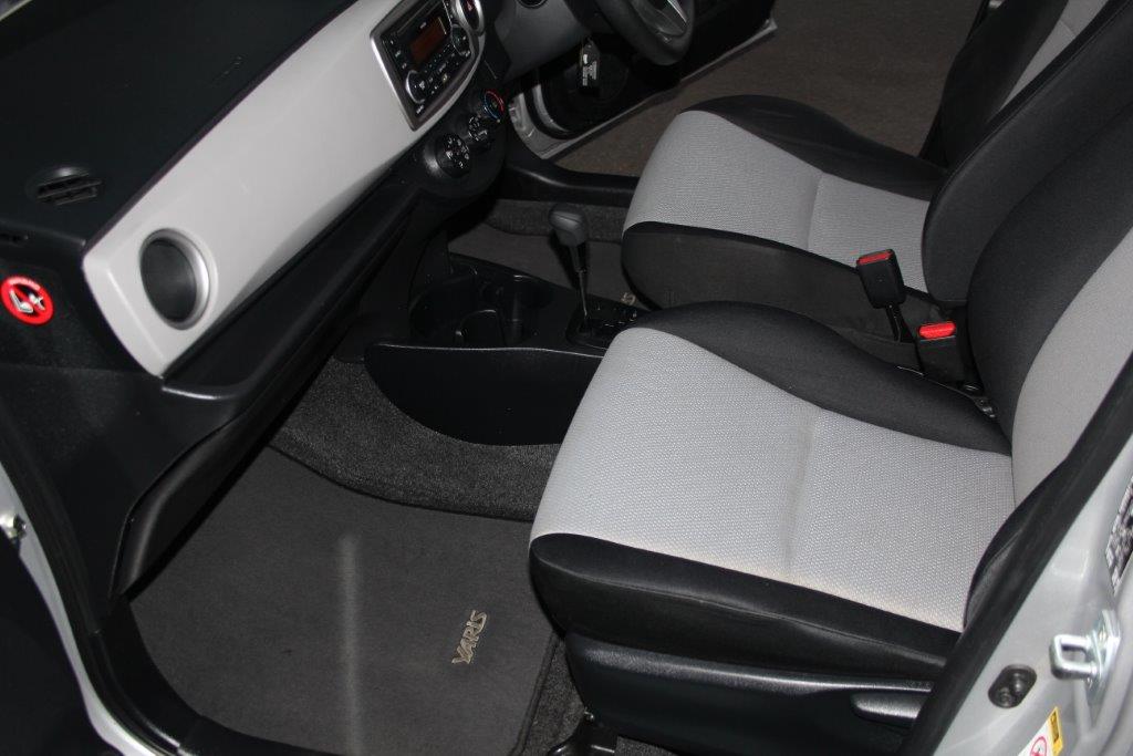 Toyota YARIS YR 2013 for sale in Auckland