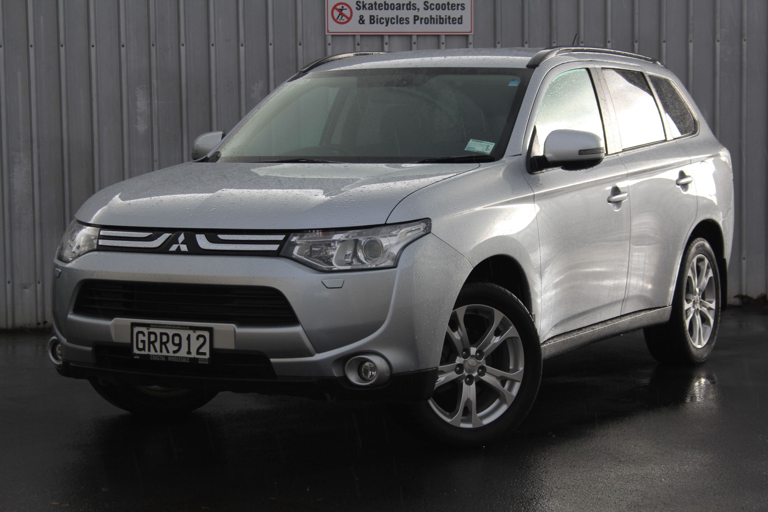 Mitsubishi OUTLANDER 4WD XLS 2013 for sale in Auckland