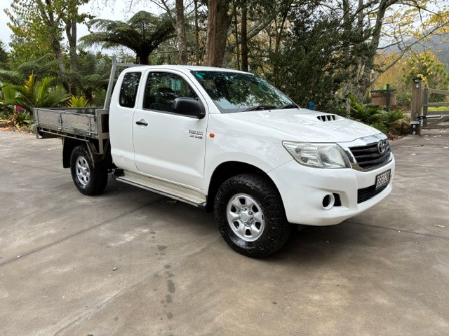 Toyota HILUX 4WD 2013 for sale in Auckland