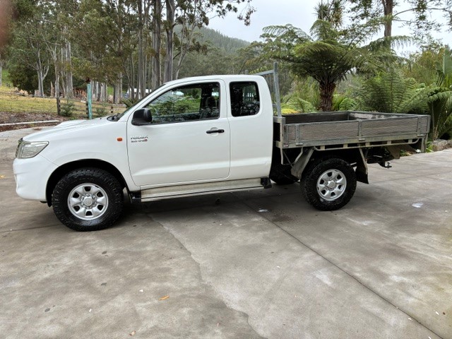 Toyota HILUX 4WD 2013 for sale in Auckland