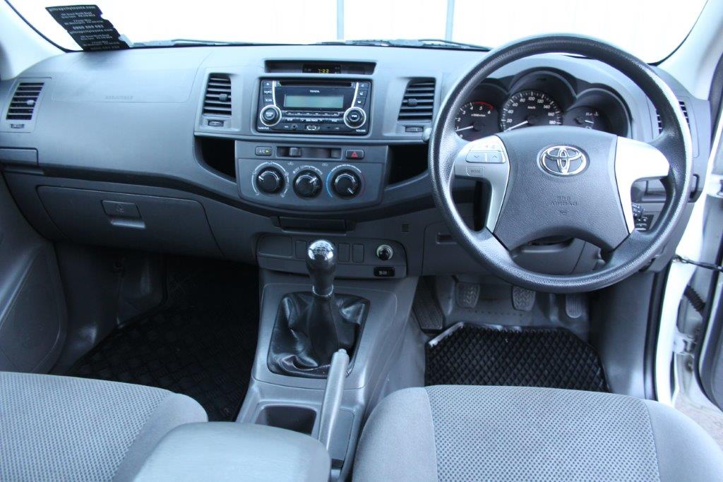 Toyota HILUX 2WD  2013 for sale in Auckland