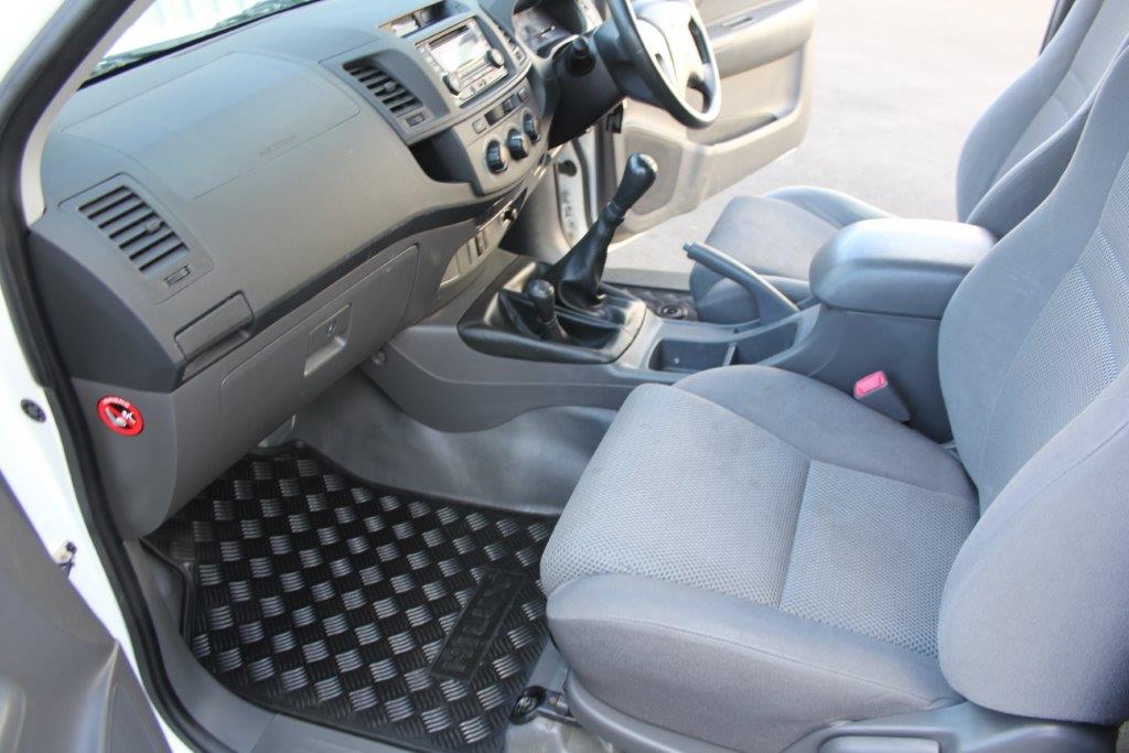 Toyota HILUX 4WD  2013 for sale in Auckland