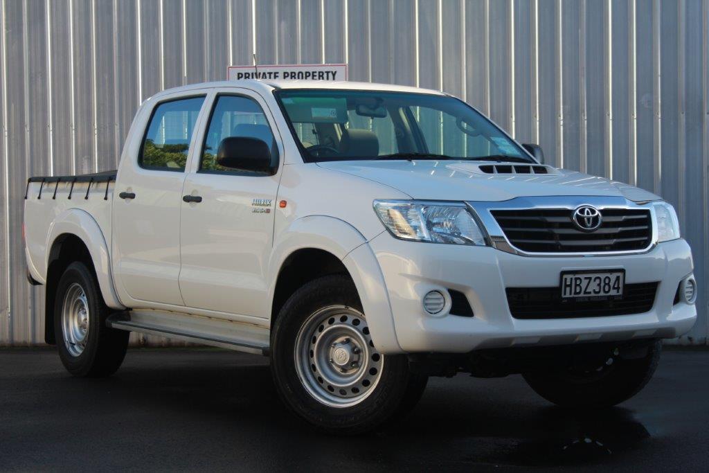 Toyota Hilux 4WD 2013 for sale in Auckland