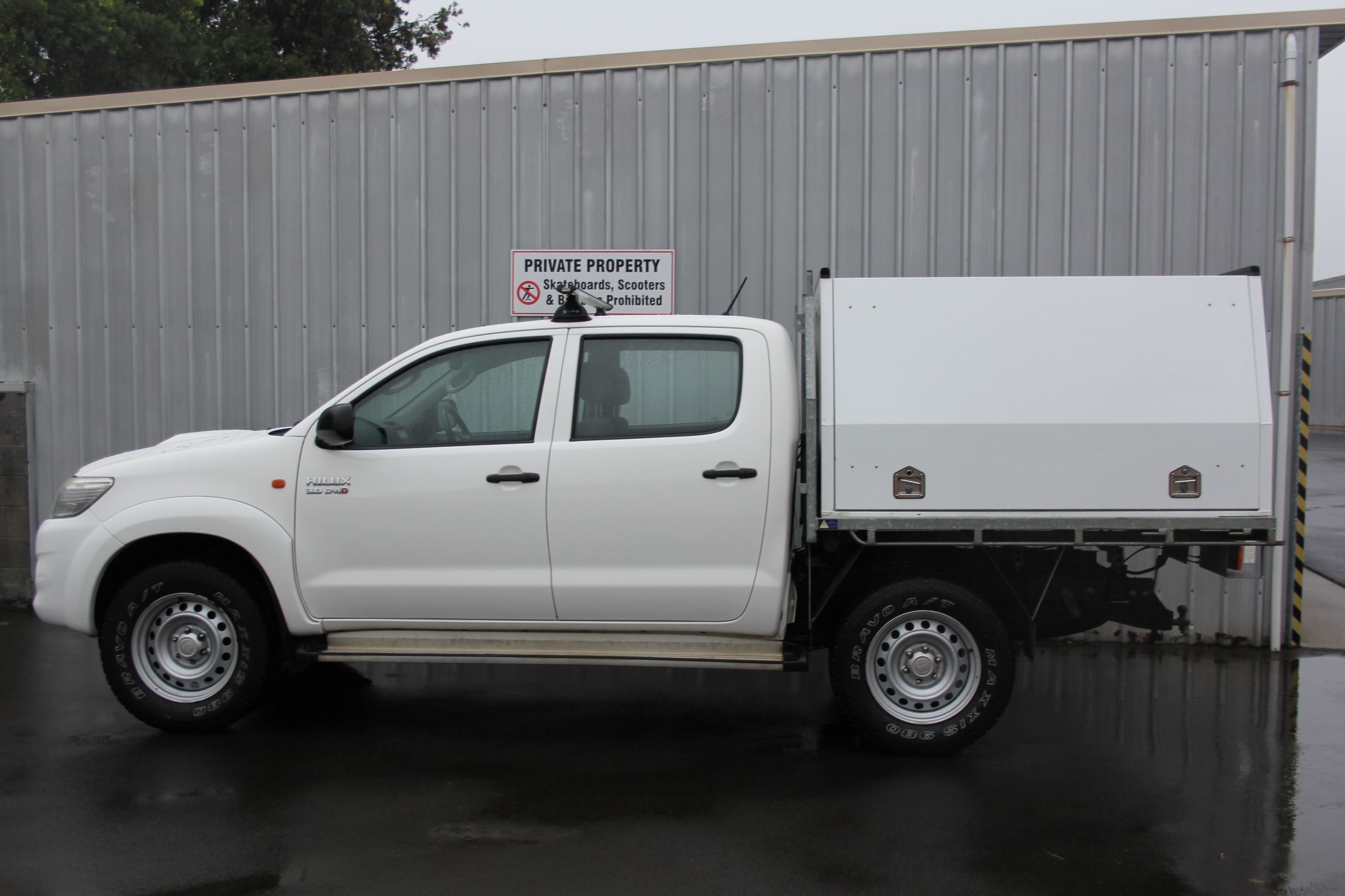 Toyota Hilux 4WD 2013 for sale in Auckland
