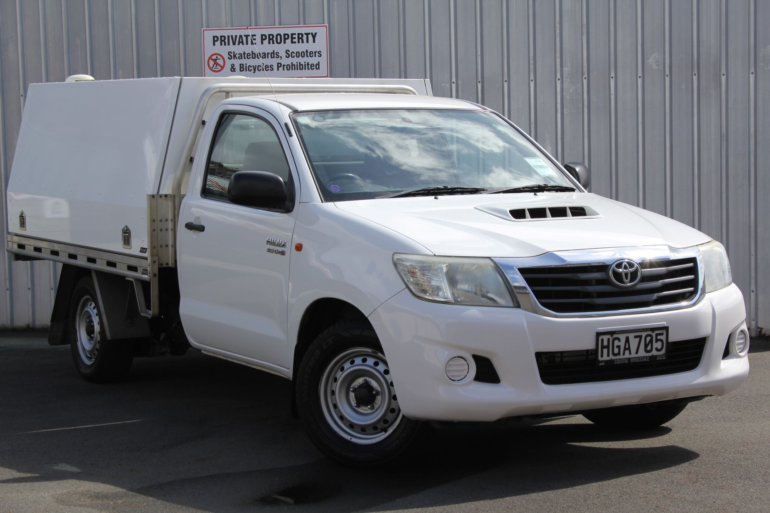 Toyota Hilux toolbox set up 2014 for sale in Auckland