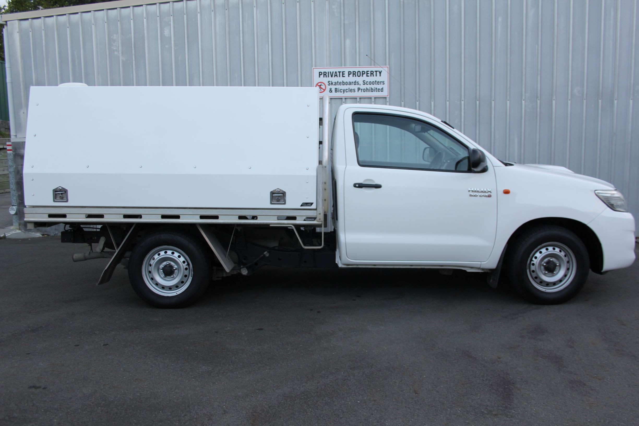 Toyota HILUX  2014 for sale in Auckland