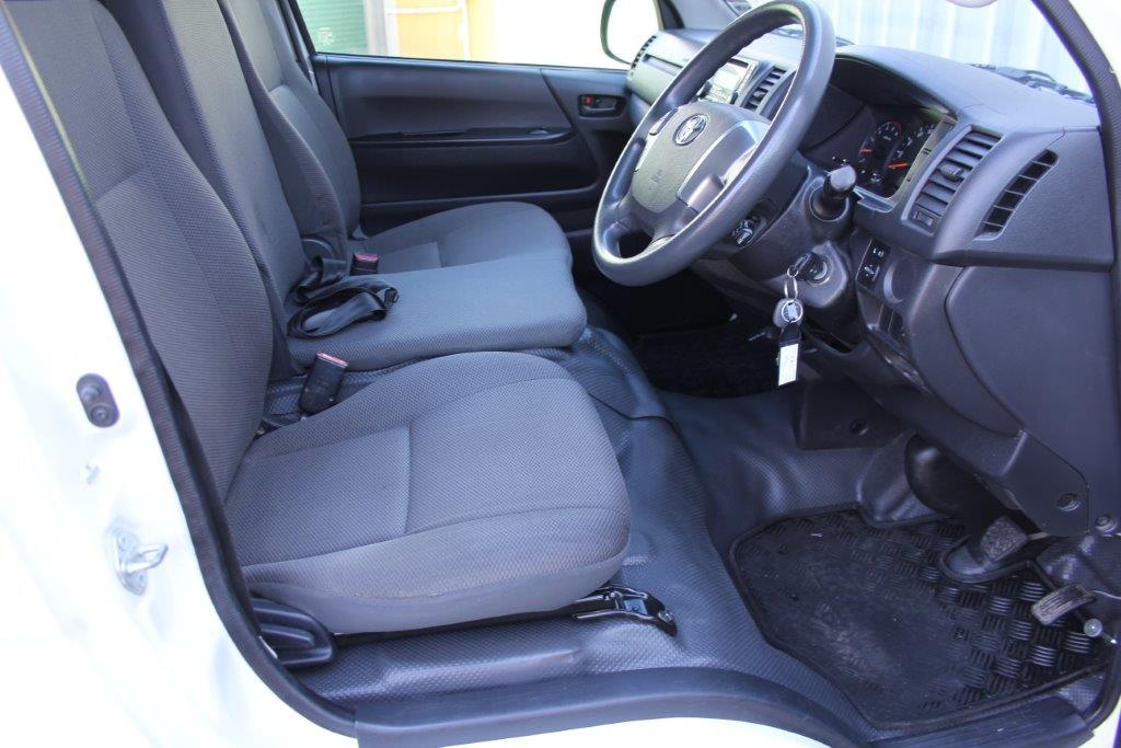 Toyota Hiace ZL  2014 for sale in Auckland