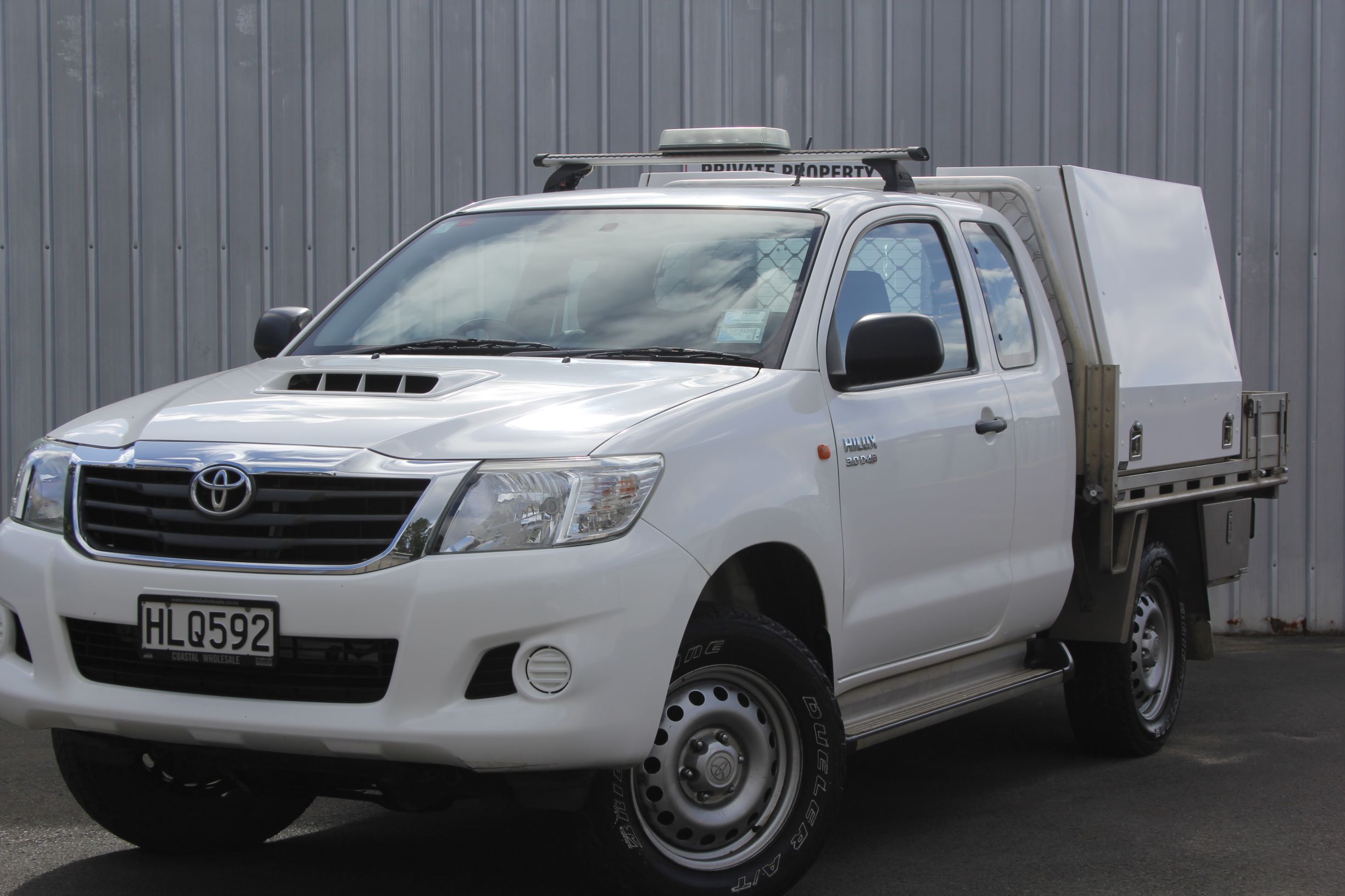 Toyota Hilux 4WD manual 2014 for sale in Auckland