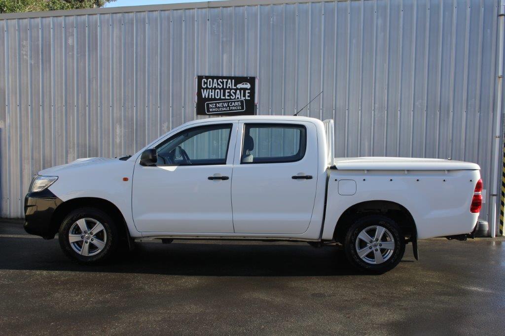 Toyota Hilux 2WD 2014 for sale in Auckland