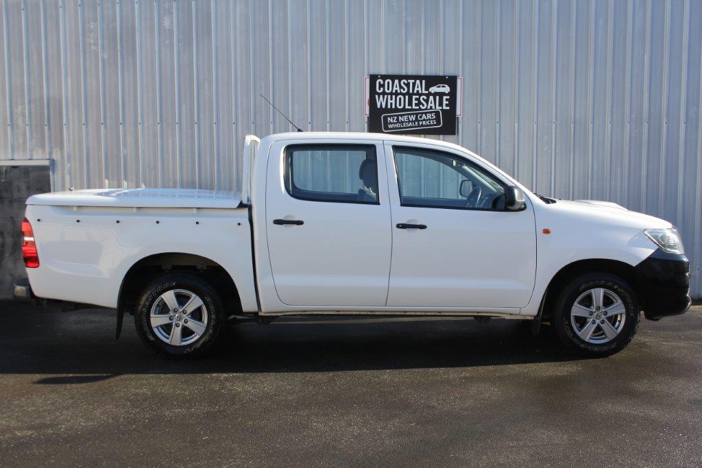Toyota Hilux 2WD 2014 for sale in Auckland