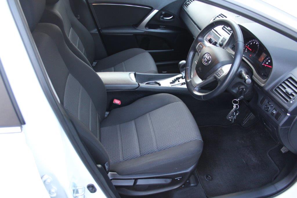 Toyota AVENSIS STATION WAGON 2014 for sale in Auckland