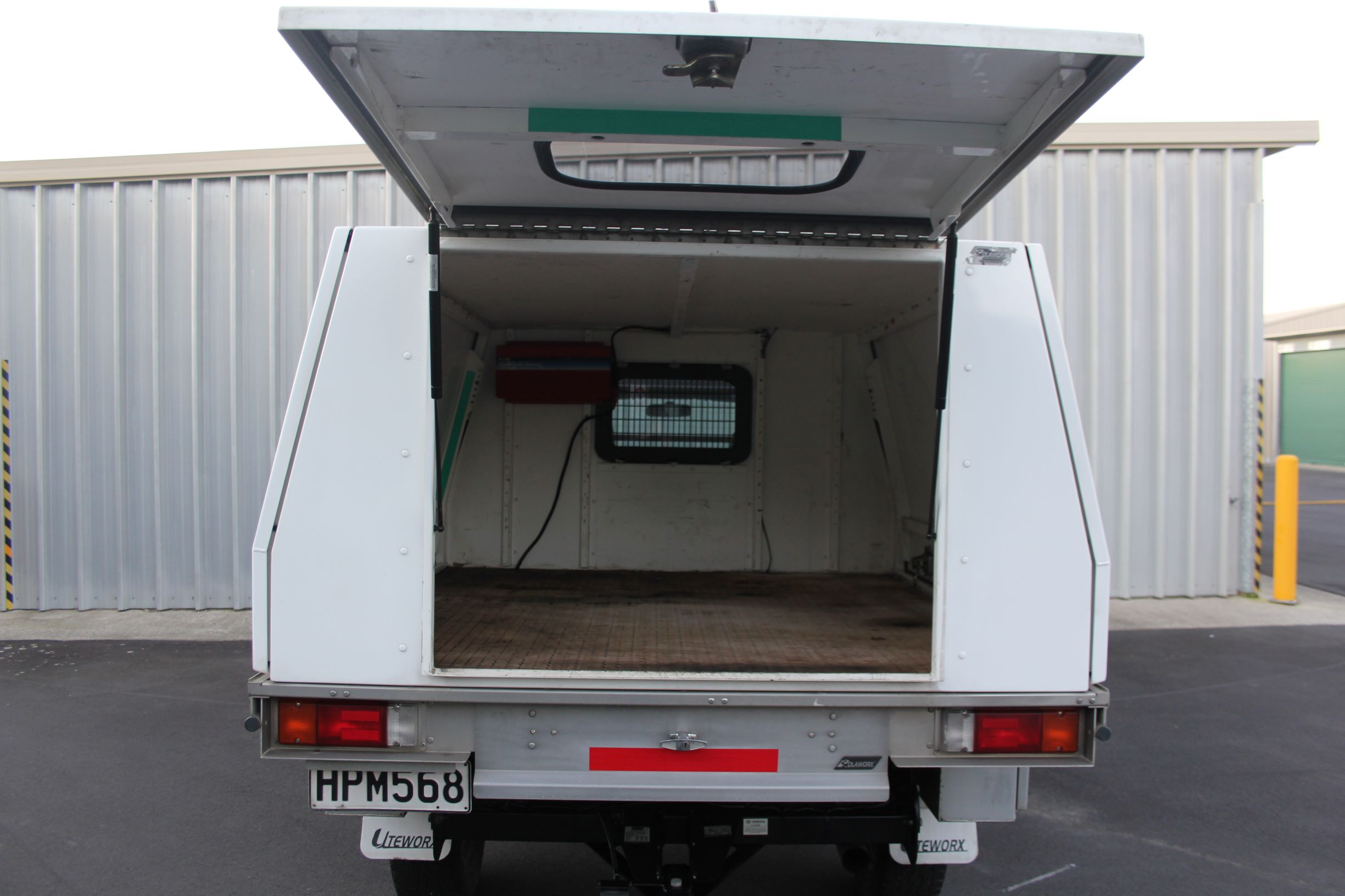 Toyota Hilux 4WD 2014 for sale in Auckland