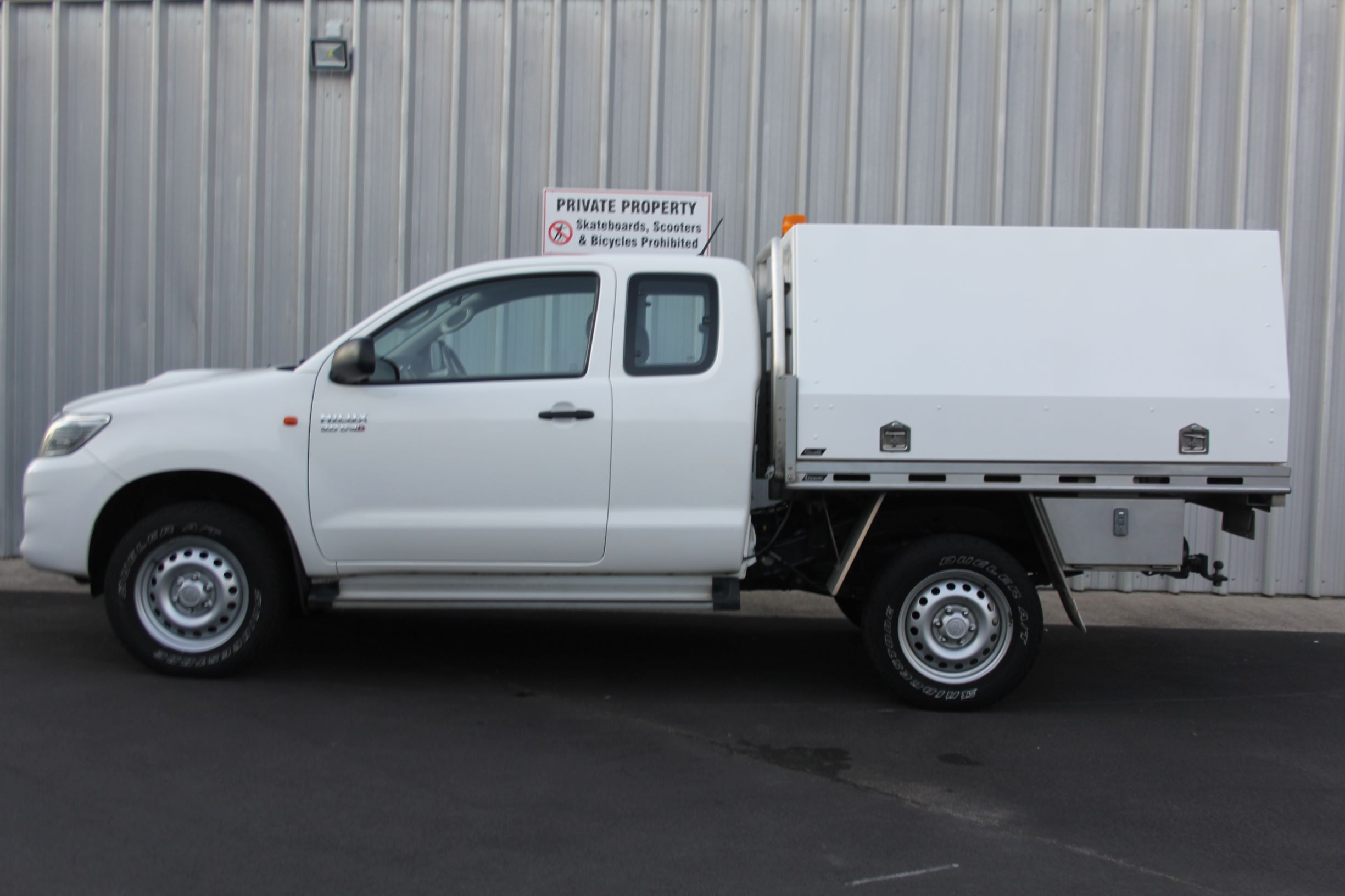 Toyota Hilux 4WD 2014 for sale in Auckland