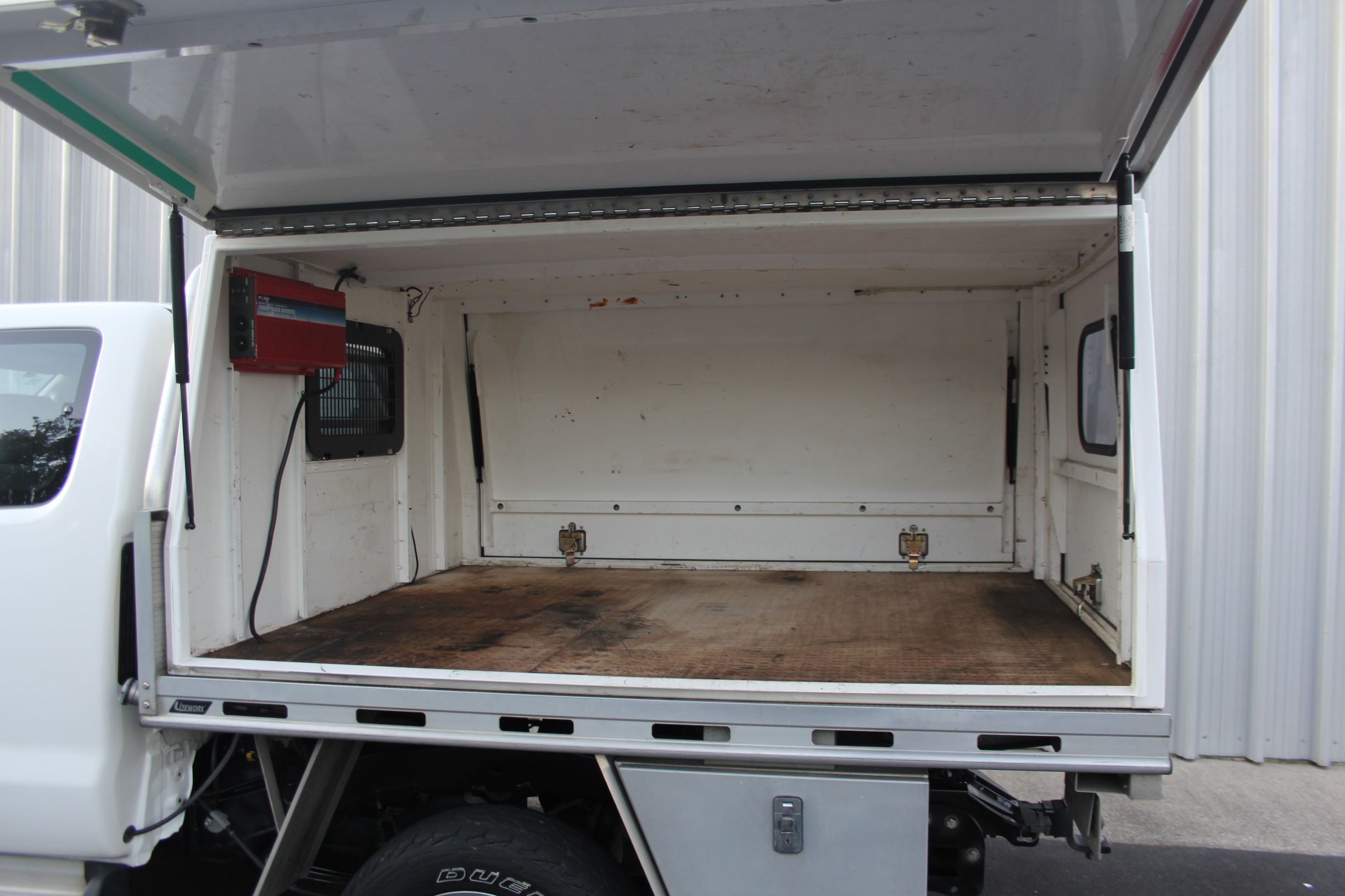 Toyota Hilux 4WD 2014 for sale in Auckland