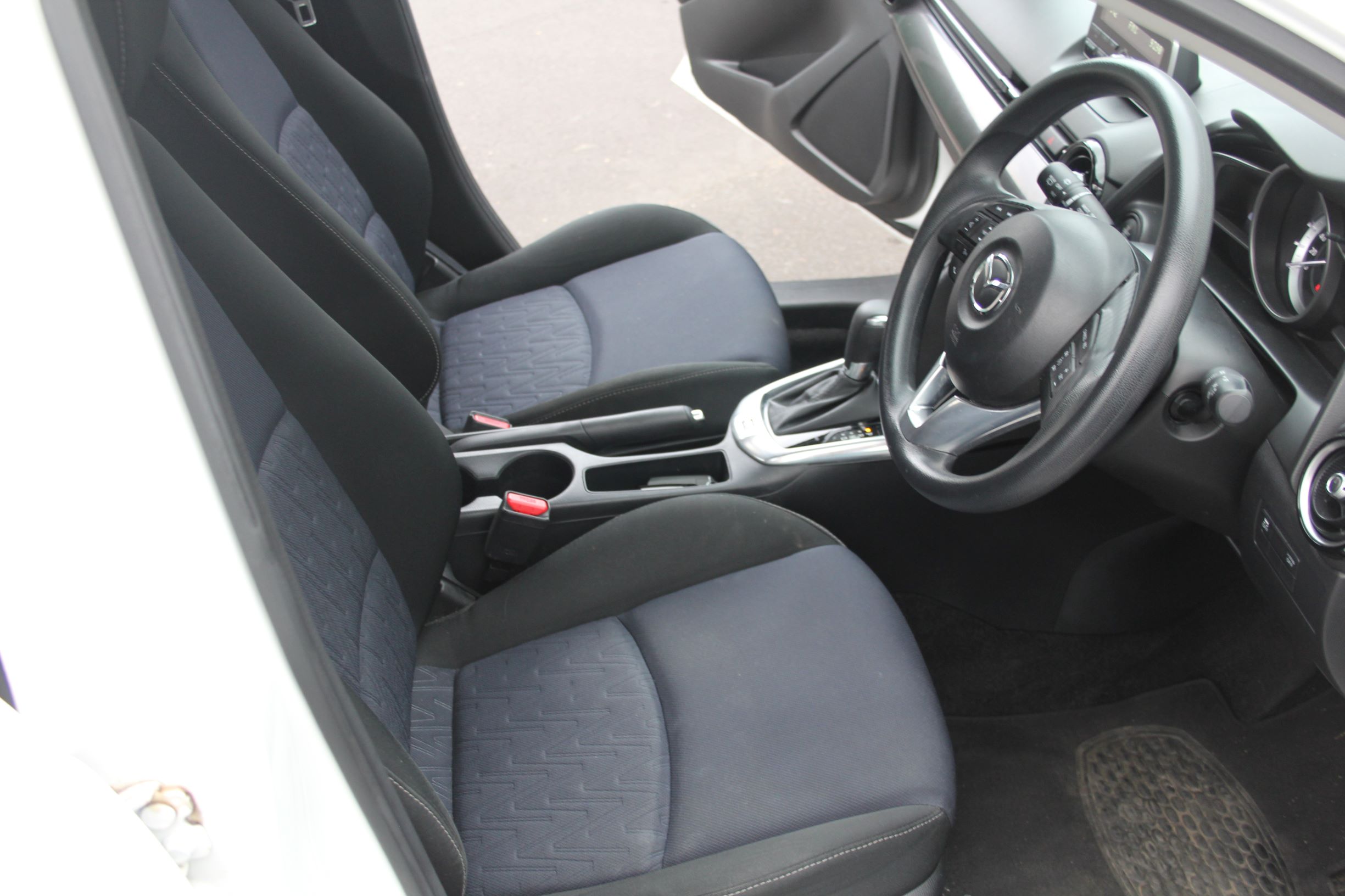 Mazda 2 GLX 2014 for sale in Auckland
