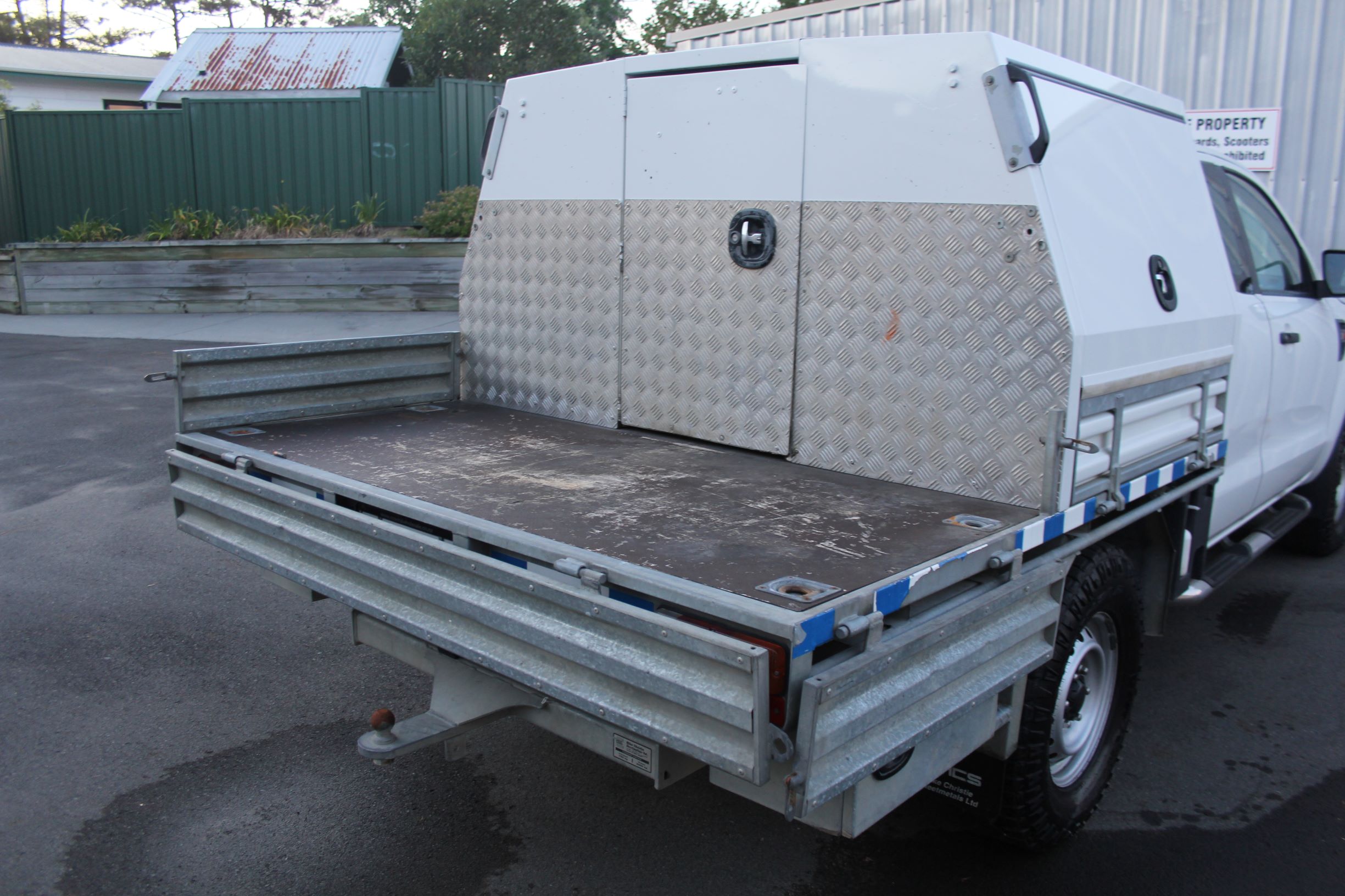 Ford Ranger 4WD FLATDECK TOOLBOXES 2015 for sale in Auckland