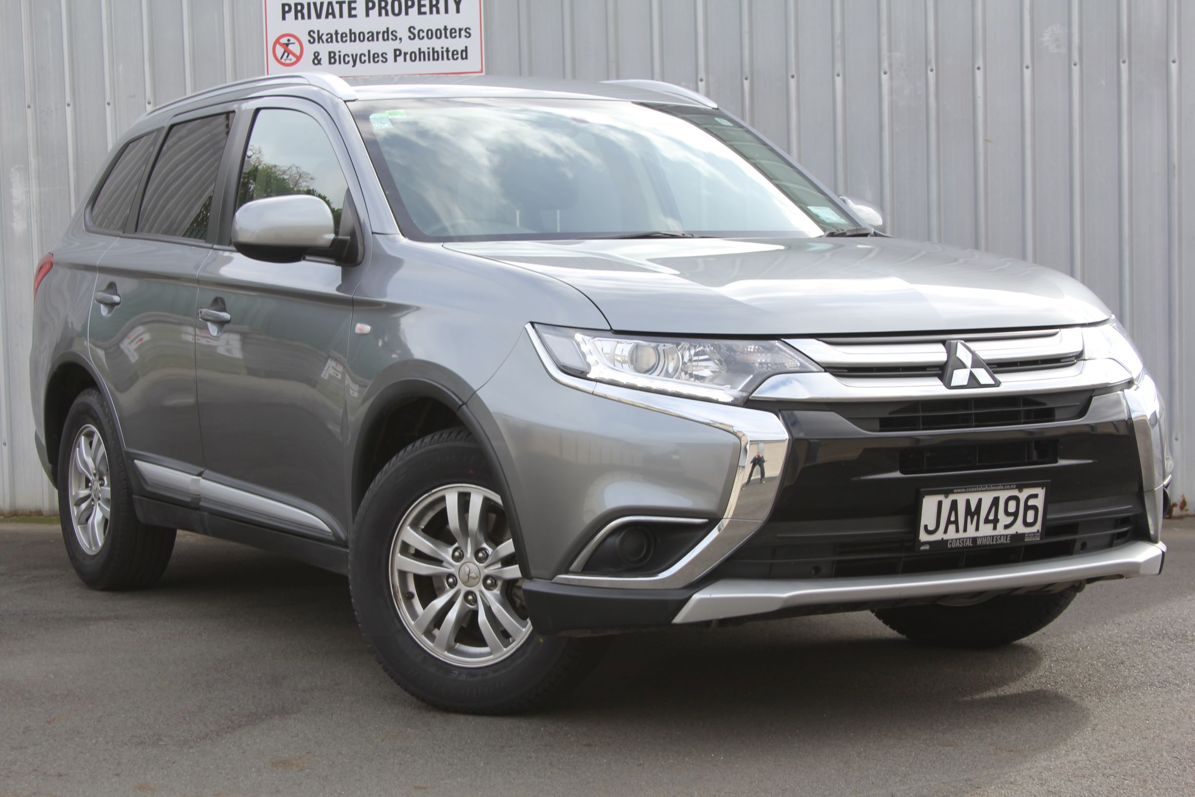 Mitsubishi Outlander 4WD 2015 for sale in Auckland