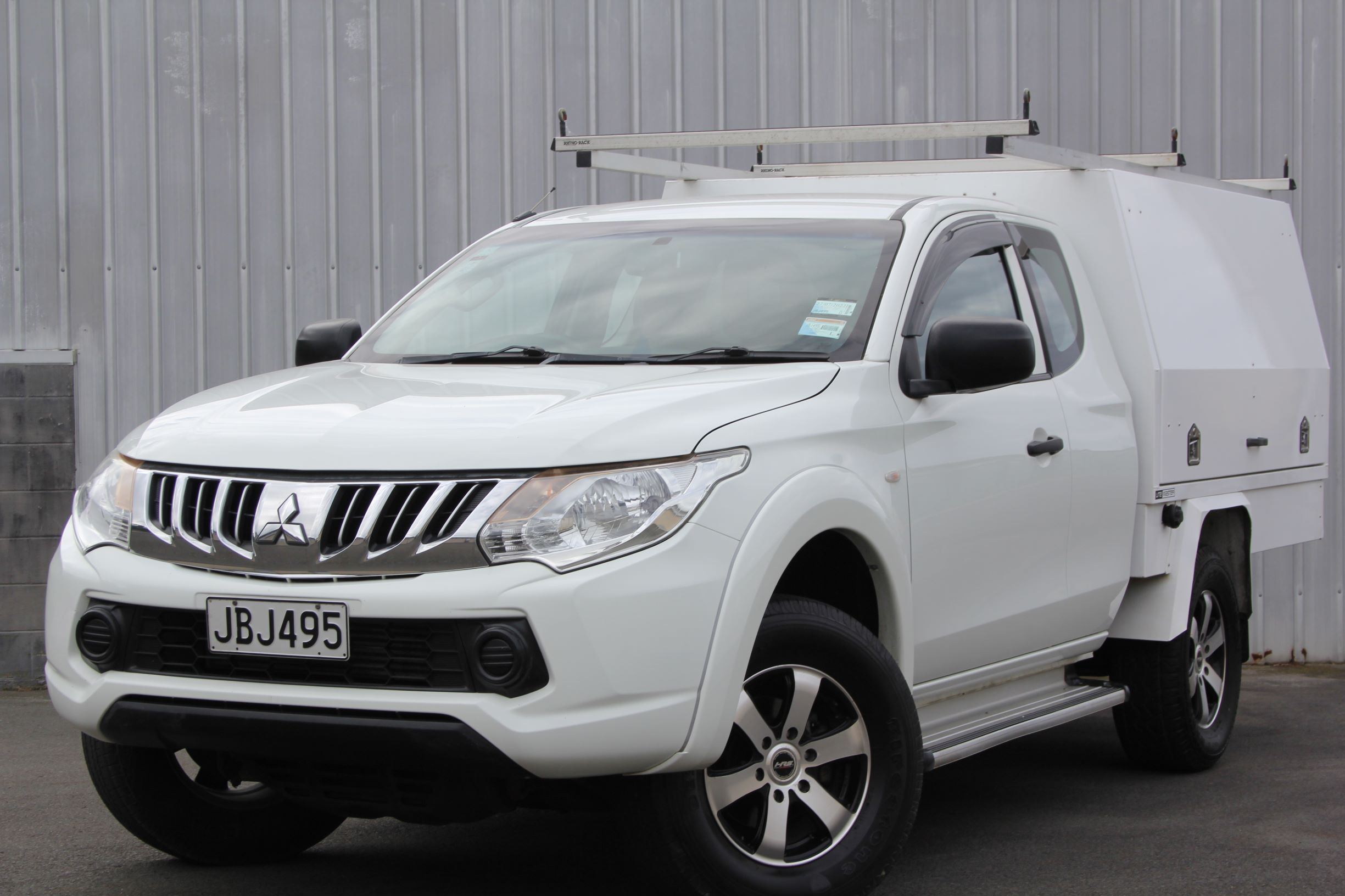 Mitsubishi TRITON 4WD 2015 for sale in Auckland