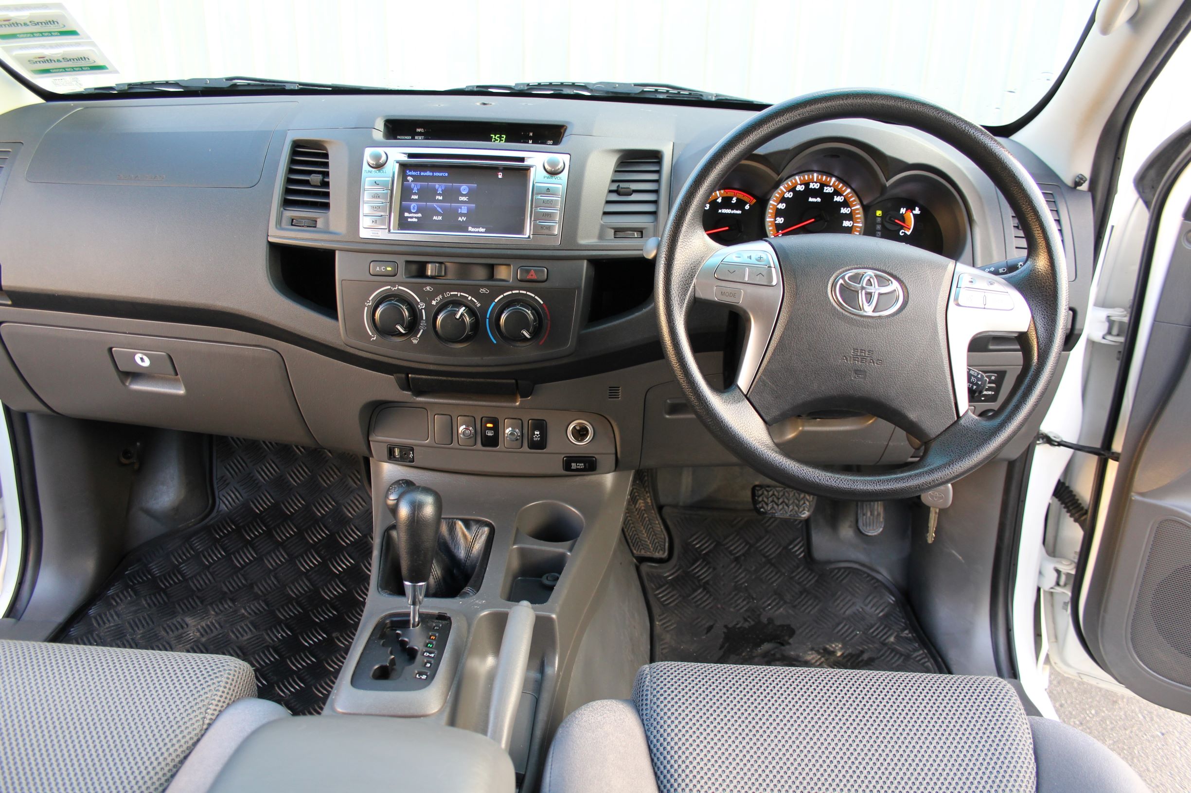 Toyota Hilux 4WD 2015 for sale in Auckland