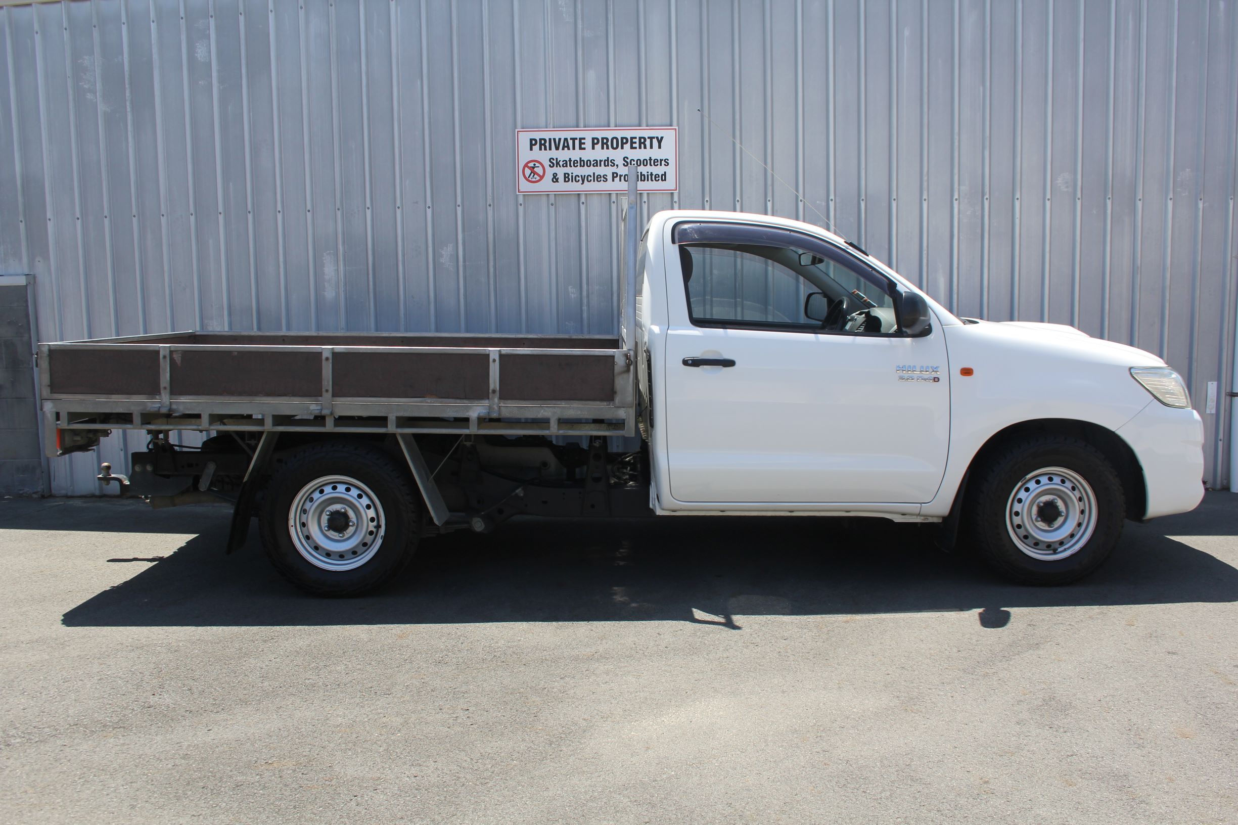 Toyota HILUX FLATDECK 2015 for sale in Auckland