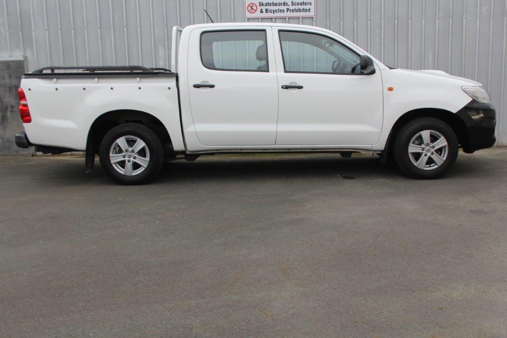 Toyota HILUX 2WD 2015 for sale in Auckland