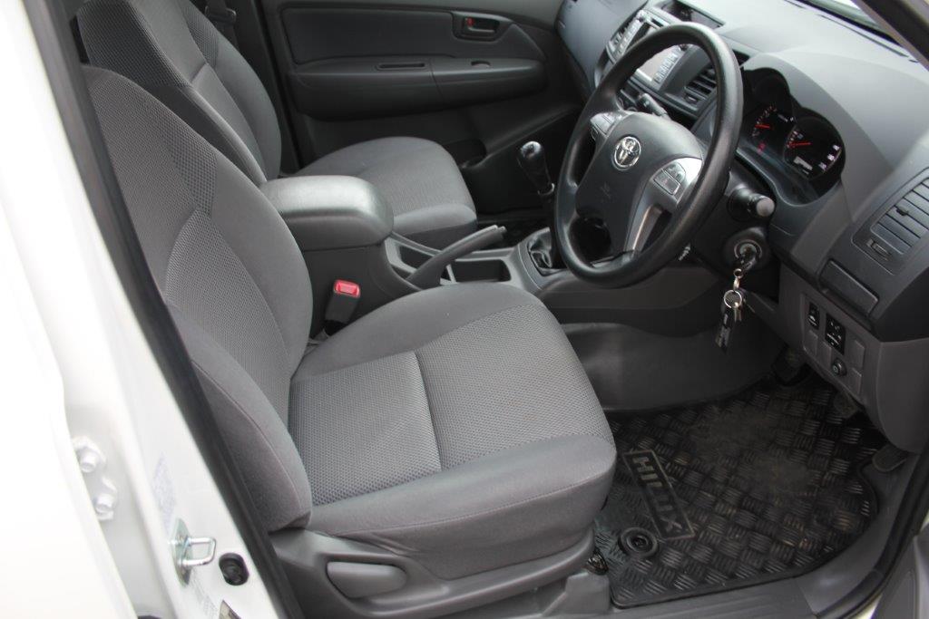 Toyota HILUX 2WD 2015 for sale in Auckland