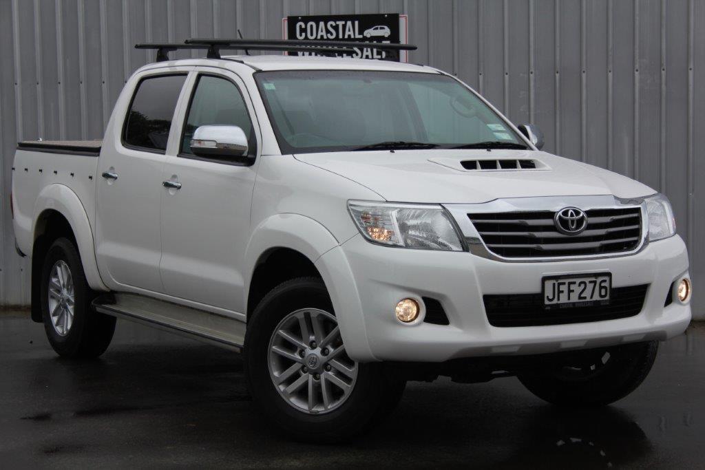 Toyota HILUX 4WD SR5 2015 for sale in Auckland