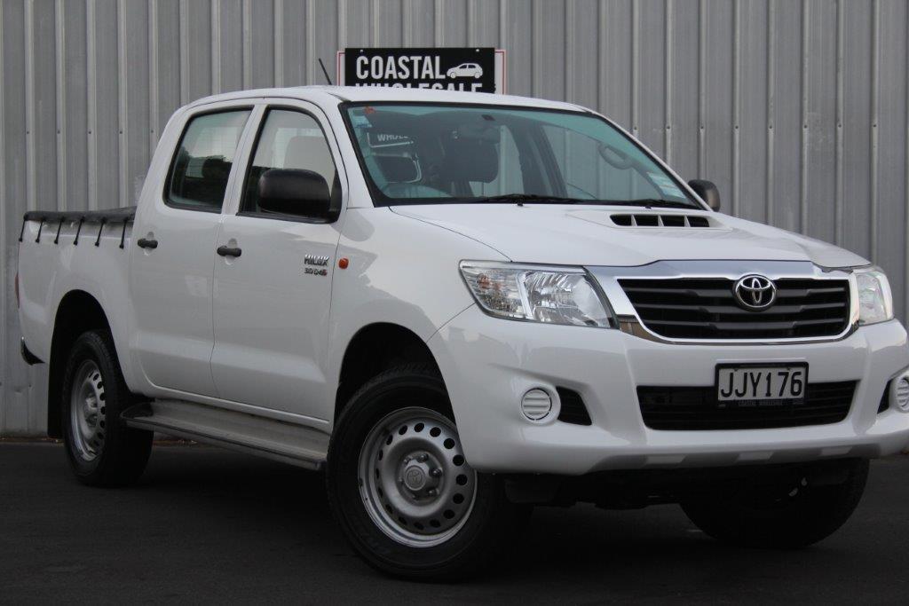Toyota HILUX 4WD 2015 for sale in Auckland