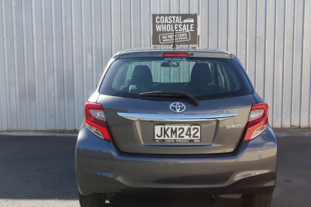 Toyota YARIS HATCH MANUAL 2015 for sale in Auckland