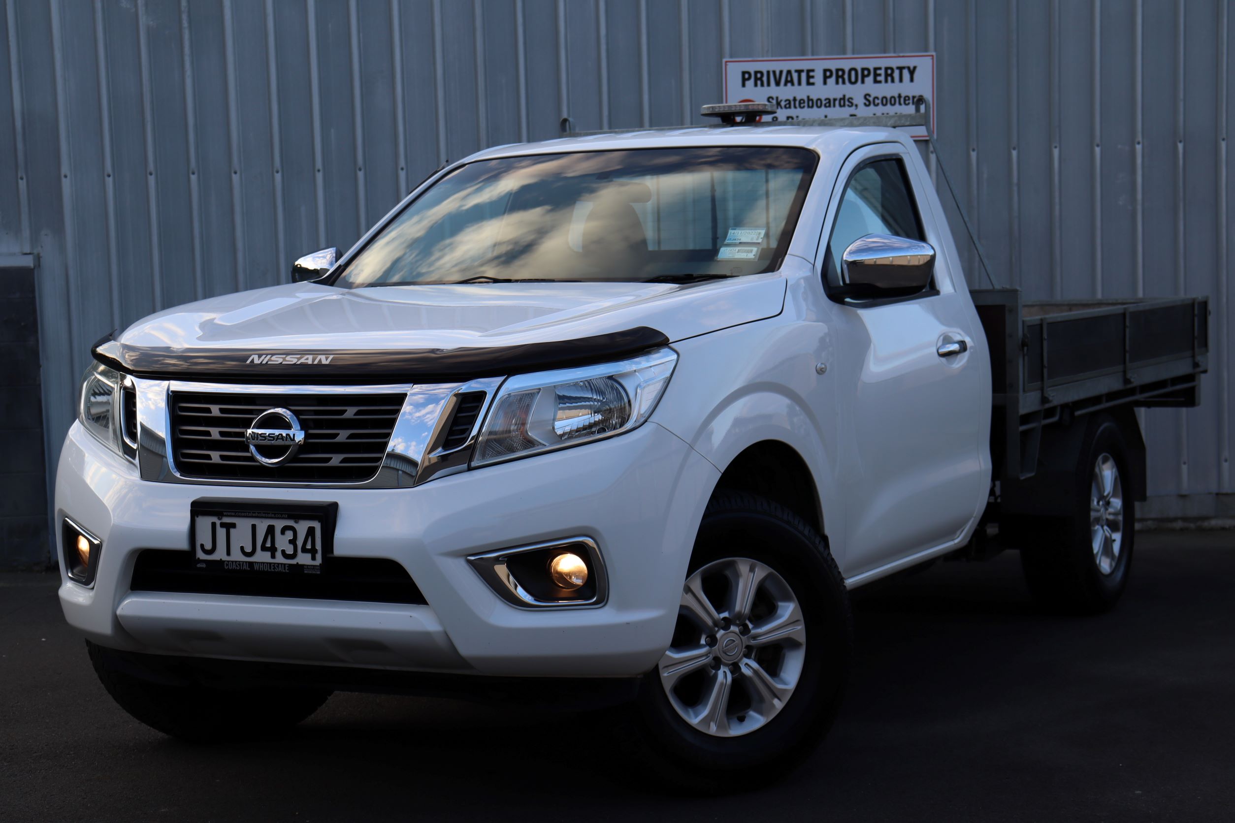 Nissan Navara Flatdeck 2016 for sale in Auckland