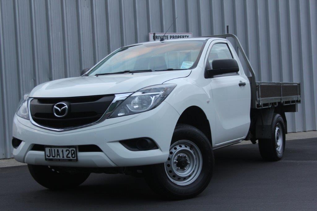 Mazda BT50 FLATDECK 2016 for sale in Auckland