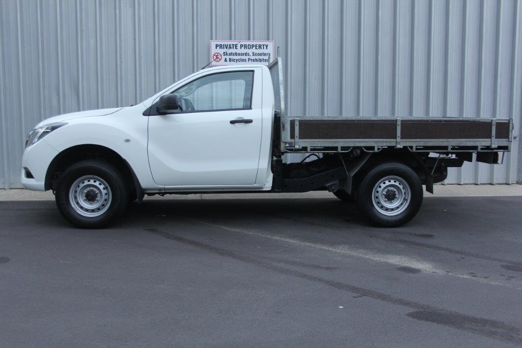 Mazda BT50 FLATDECK 2016 for sale in Auckland